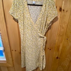 Wrap dress size L